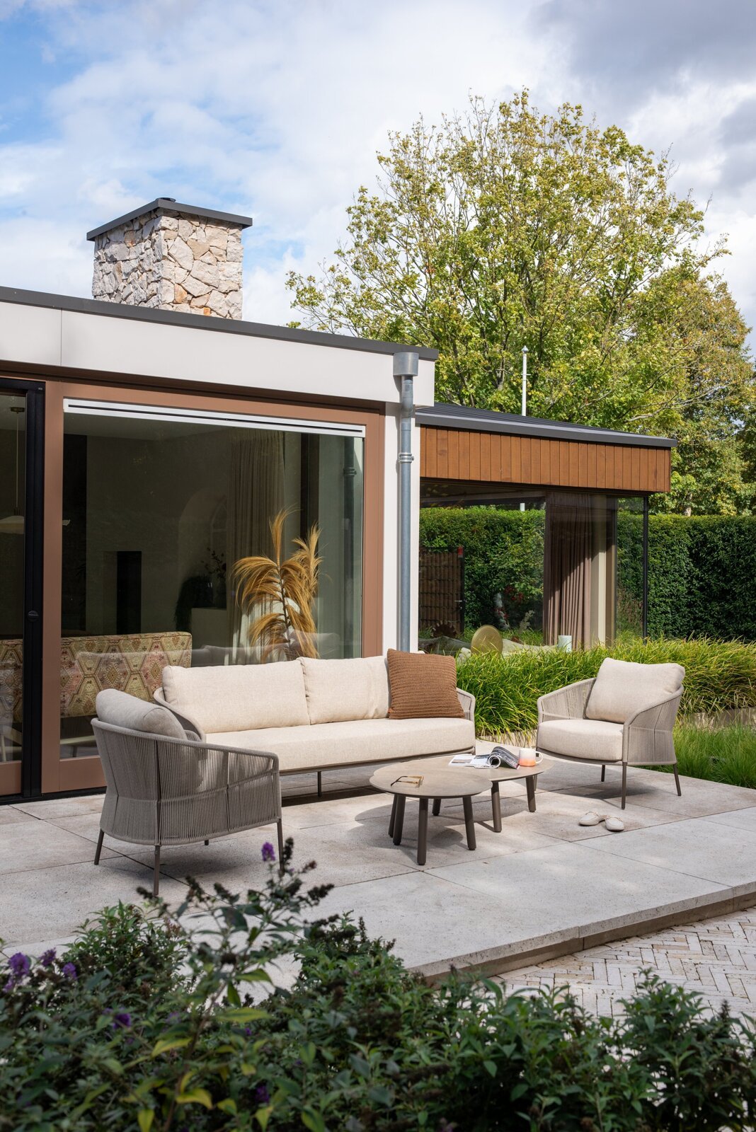 Florence loungeset terre with Salute tables 04.jpg