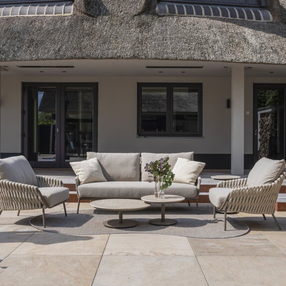 Montera lounge set with Boaz tables Terre outdoor 03.jpg