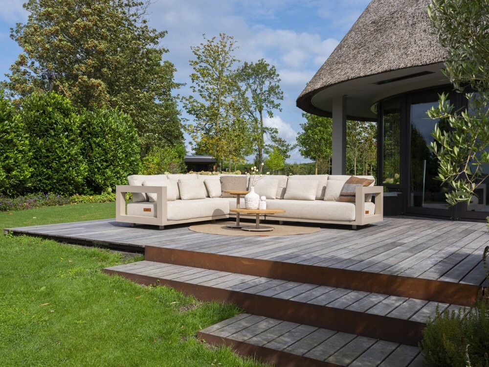 Metropolitan modular corner set Latte with Volta tables Latte outdoor 01 (1).jpg