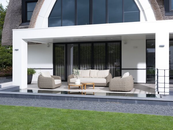 Maxime lounge set with Finn ceramic tables outdoor 01.jpg