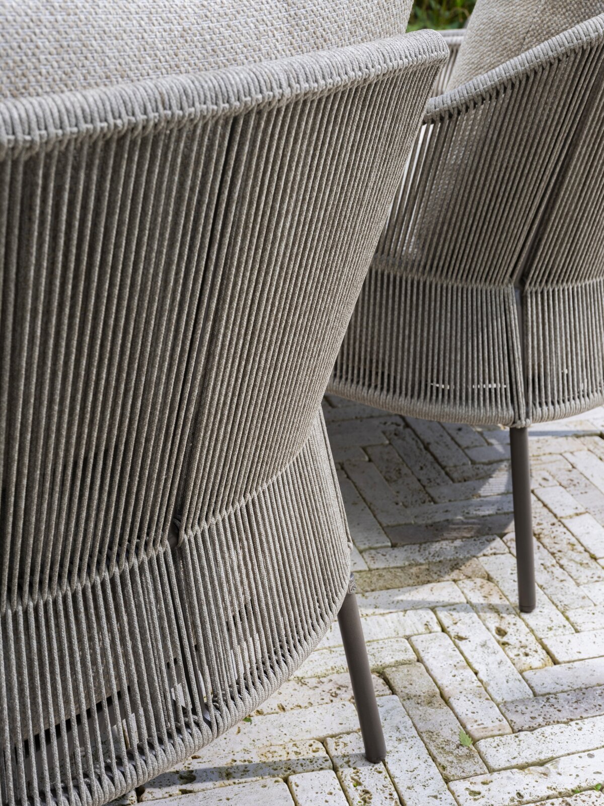 Florence low dining set terre with Nevada table - detail 05