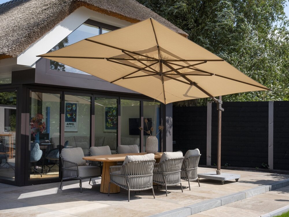 Capalbio low dining set with Capri barrel low dining table 240x100cm Teak and Finca parasol 300x400cm Wenge frame outdoor 01.jpg